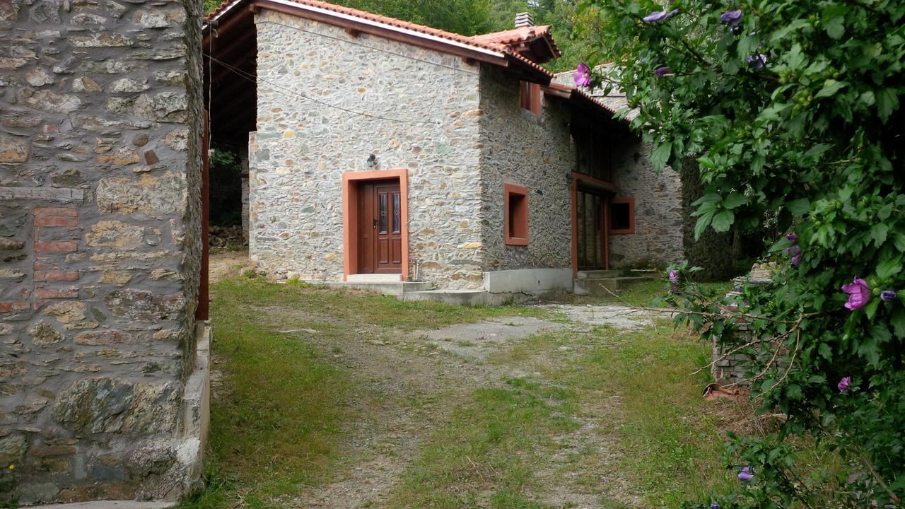 Giusvalla Forest Village Dego Chambre photo