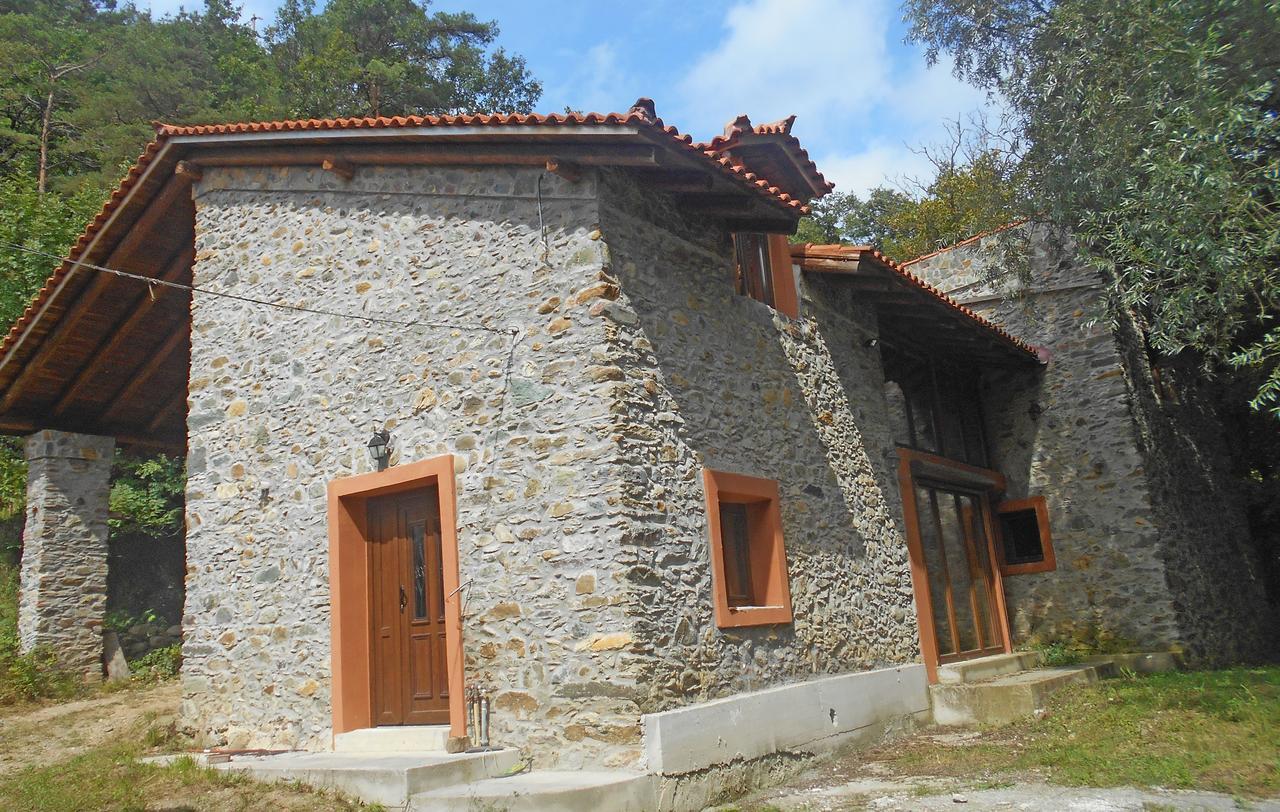 Giusvalla Forest Village Dego Chambre photo